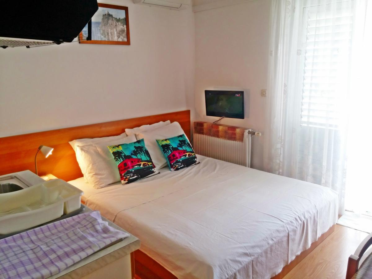 Apartments Eugen Pedisic Turanj Ngoại thất bức ảnh